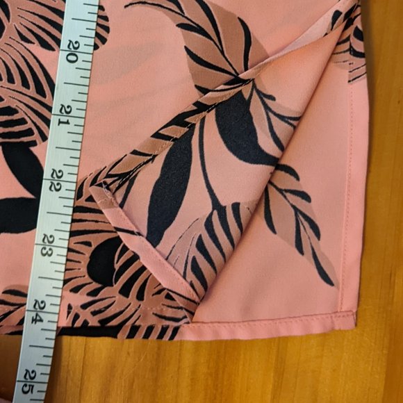 Ann Taylor Sleeveless Pink Blouse - Picture 10 of 11